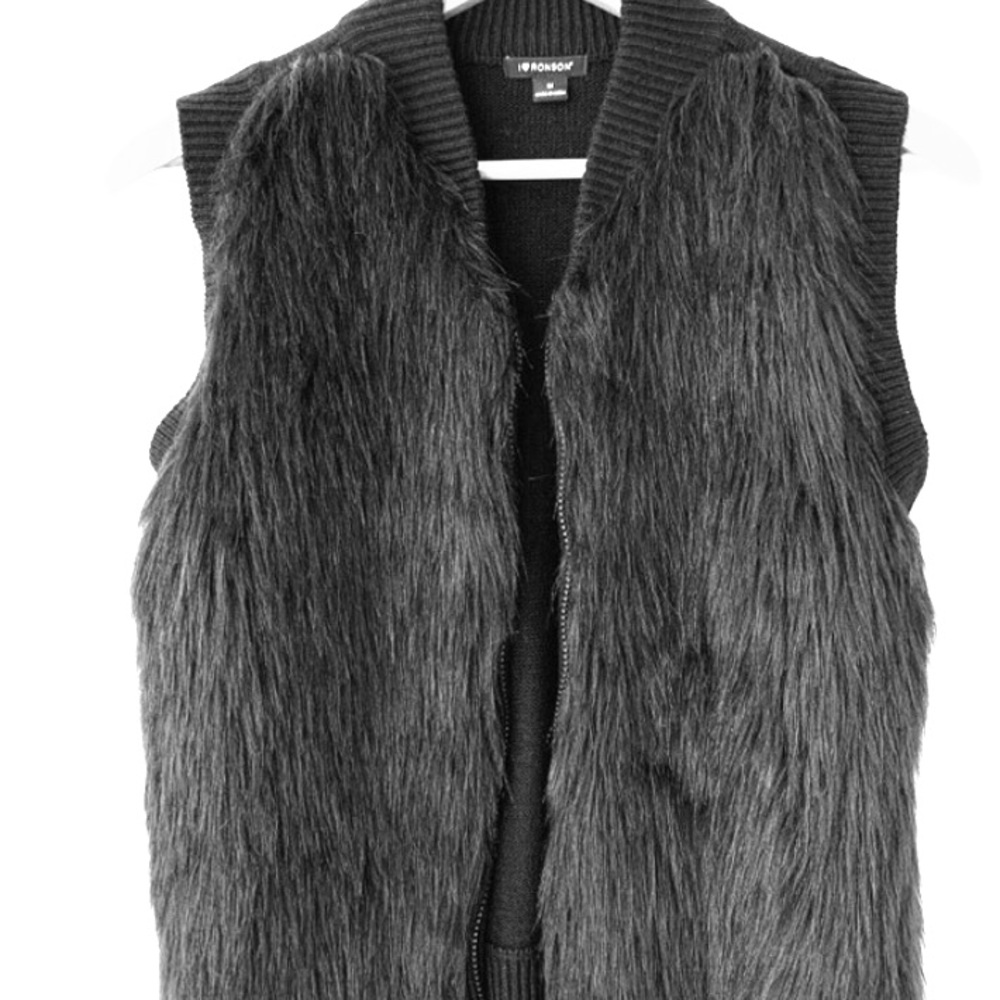 I ♥️ Ronson-faux fur knit vest.